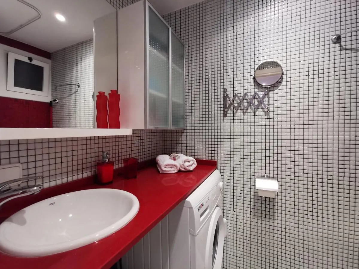 Villas Cosette Apartamento Niuet Ely Palace 普拉加德阿罗 0*,  西班牙